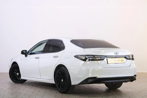 Седан Toyota Camry 2019 года, 2459000 рублей, Омск