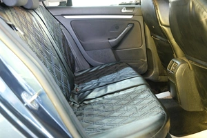 Седан Volkswagen Jetta 2010 года, 669000 рублей, Омск