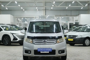 Минивэн Honda Freed 2010 года, 1199000 рублей, Омск