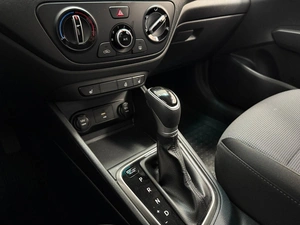 Седан Hyundai Solaris 2021 года, 1545000 рублей, Красноярск