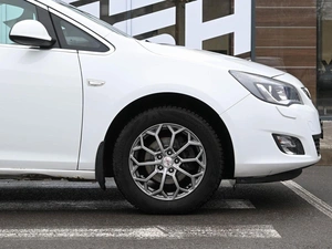 Хетчбэк Opel Astra 2012 года, 999000 рублей, Волгоград