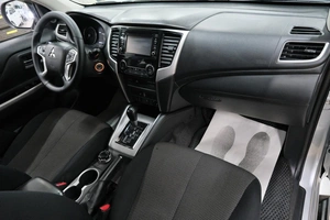 Пикап Mitsubishi L200 2021 года, 2819000 рублей, Омск