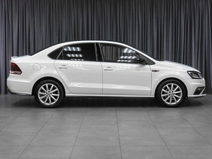 Седан Volkswagen Polo 2016 года, 1369000 рублей, Тюмень
