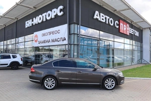 Седан Volkswagen Passat 2013 года, 1320000 рублей, Мирное