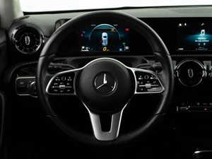 Хетчбэк Mercedes-benz A-класс 2018 года, 2098999 рублей, Москва