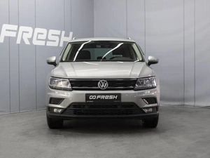 Внедорожник Volkswagen Tiguan 2018 года, 3390000 рублей, Омск