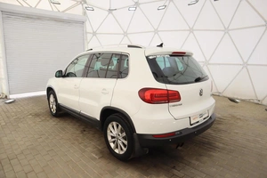 Внедорожник Volkswagen Tiguan 2014 года, 1550000 рублей, Обнинск