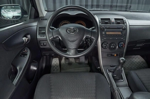 Седан Toyota Corolla 2008 года, 899000 рублей, Красноярск