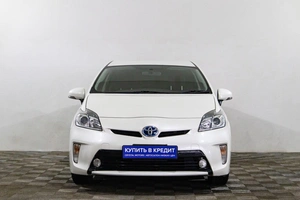 Лифтбек Toyota Prius 2015 года, 1549000 рублей, Сургут