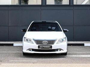 Седан Toyota Camry 2013 года, 1599000 рублей, Кирилловка