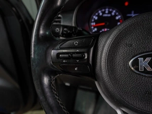 Хетчбэк Kia Rio X-Line 2018 года, 1349000 рублей, Воронеж