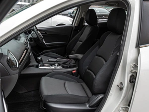 Хетчбэк Mazda Axela 2016 года, 1400000 рублей, Краснодар