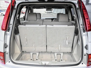 Минивэн Toyota Isis 2010 года, 1399000 рублей, Кирилловка