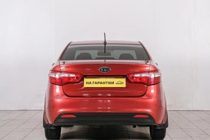 Седан Kia Rio 2012 года, 839000 рублей, Красноярск