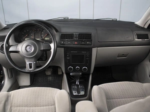 Седан Volkswagen Jetta 2000 года, 799000 рублей, Омск