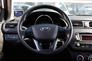 Седан Kia Rio 2013 года, 730000 рублей, Ярославль