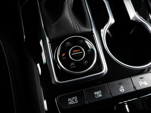 Внедорожник Kia Mohave 2019 года, 4399000 рублей, Тюмень