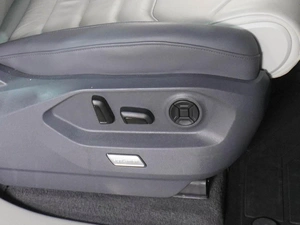 Внедорожник Volkswagen Touareg 2019 года, 5099000 рублей, Воронеж