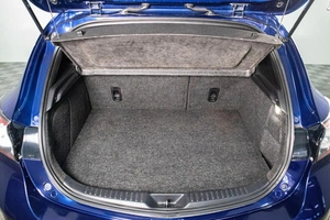 Хетчбэк Mazda 3 2012 года, 959000 рублей, Сургут