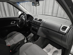 Универсал Skoda Fabia 2009 года, 449000 рублей, Красноярск