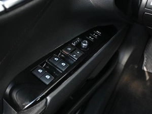 Седан Toyota Camry 2018 года, 2414000 рублей, Кирилловка