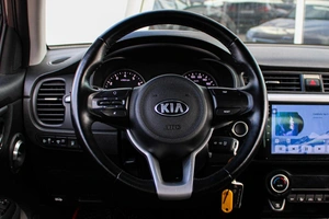 Хетчбэк Kia Rio X-Line 2018 года, 1280000 рублей, Ярославль