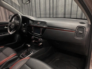 Хетчбэк Kia Rio X-Line 2019 года, 1490000 рублей, Красноярск