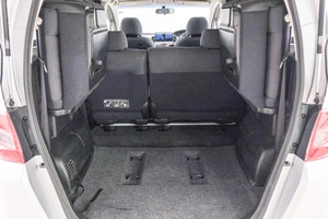 Минивэн Honda Freed 2010 года, 1099000 рублей, Красноярск