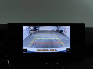 Седан Toyota Camry 2024 года, 3798999 рублей, Москва