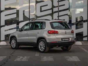 Внедорожник Volkswagen Tiguan 2015 года, 1169000 рублей, Краснодар