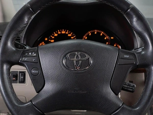 Седан Toyota Avensis 2007 года, 1070000 рублей, Тюмень