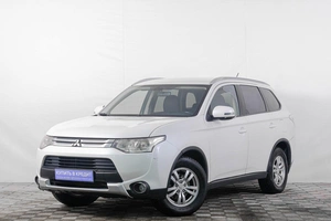 Внедорожник Mitsubishi Outlander 2014 года, 1439000 рублей, Кемерово