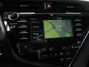 Седан Toyota Camry 2020 года, 3199000 рублей, Красный Пахарь
