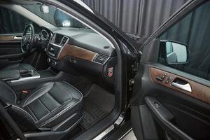 Внедорожник Mercedes-benz M-класс 2013 года, 2000000 рублей, Красноярск