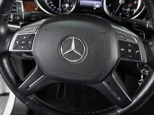 Внедорожник Mercedes-benz M-класс 2013 года, 2569000 рублей, Тюмень