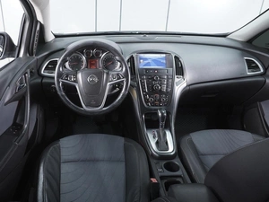 Седан Opel Astra 2013 года, 845000 рублей, Ростов-на-Дону