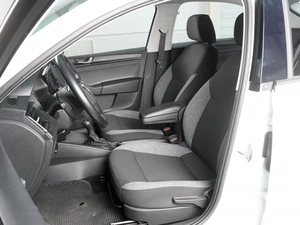 Лифтбек Skoda Rapid 2022 года, 1489000 рублей, Красный Пахарь