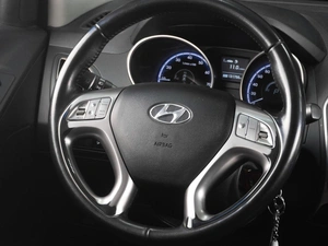 Внедорожник Hyundai ix35 2010 года, 1177000 рублей, Тюмень