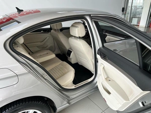 Седан Volkswagen Passat 2016 года, 1700000 рублей, Смоленск