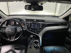 Седан Toyota Camry 2018 года, 2450000 рублей, Ярославль