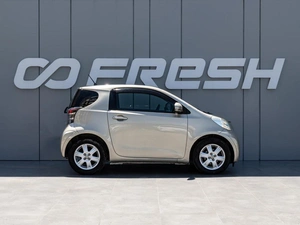 Хетчбэк Toyota iQ 2009 года, 670000 рублей, Краснодар