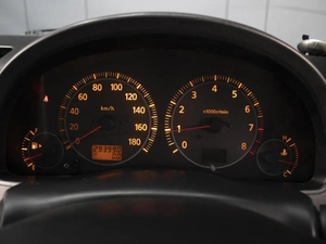 Седан Nissan Skyline 2002 года, 640000 рублей, Омск