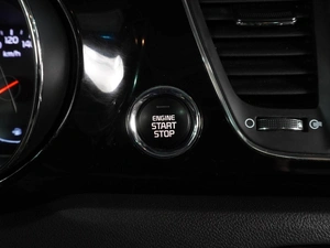 Минивэн Kia Carnival 2016 года, 2597000 рублей, Воронеж