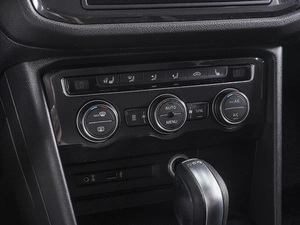 Внедорожник Volkswagen Tiguan 2017 года, 2789000 рублей, Ростов-на-Дону