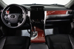Седан Toyota Camry 2012 года, 1489000 рублей, Сургут