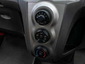 Хетчбэк Toyota Vitz 2010 года, 695000 рублей, Краснодар