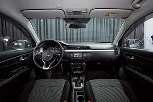 Седан Kia Rio 2019 года, 1350000 рублей, Красноярск