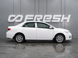 Седан Toyota Corolla 2013 года, 1272000 рублей, Воронеж