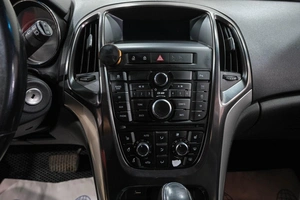 Хетчбэк Opel Astra 2011 года, 629000 рублей, Новокузнецк