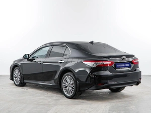 Седан Toyota Camry 2019 года, 3089444 рублей, Москва